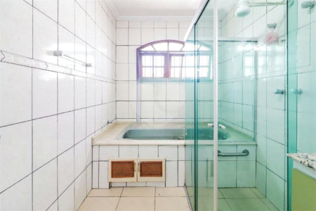 Casa à venda com 3 quartos, sendo 2 suítes, em VILA SÔNIA, São Paulo, SP