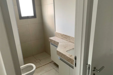 Apartamento à venda com 3 quartos, sendo 1 suíte,  em Vila Leopoldina, São Paulo, SP