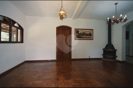 Terreno à venda com 6 quartos no condomínio Quinta dos Lagos, Cotia - SP