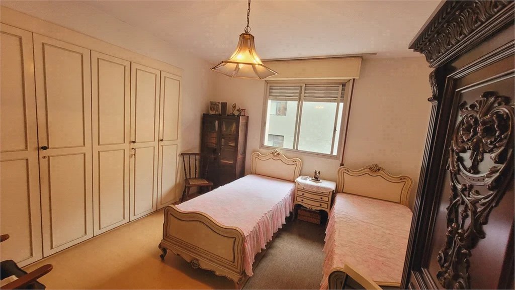 Apartamento à venda com 2 quartos, sendo 1 suíte, em Pinheiros, São Paulo, SP
