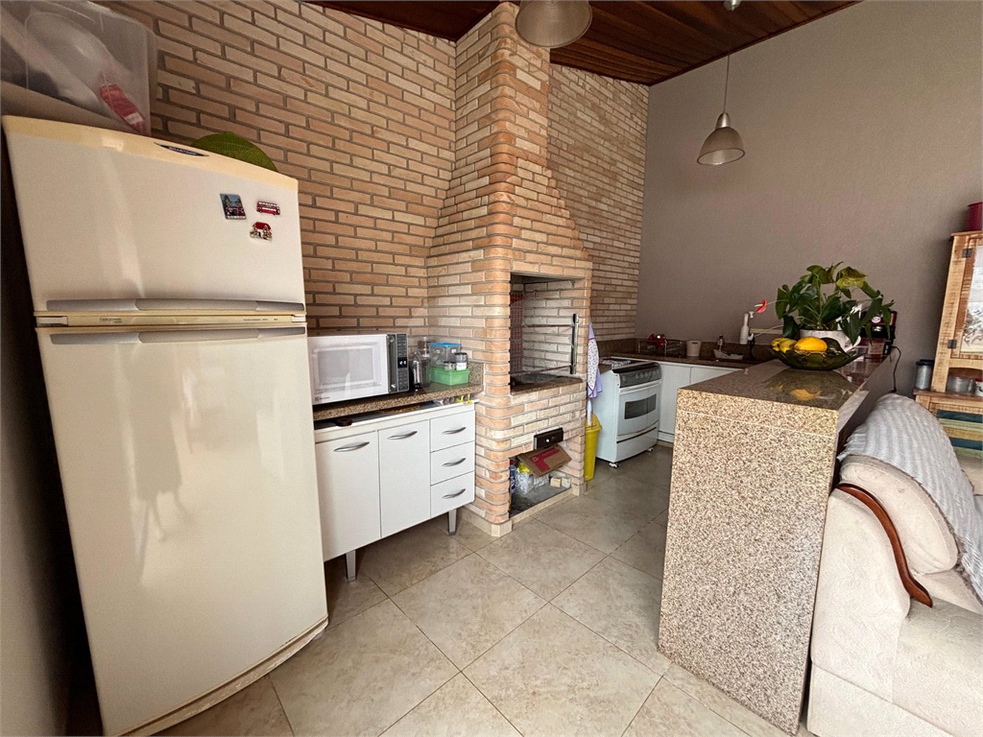 Casa à venda com 4 quartos, sendo 1 suíte,  em Vila Barth, Itapetininga, SP