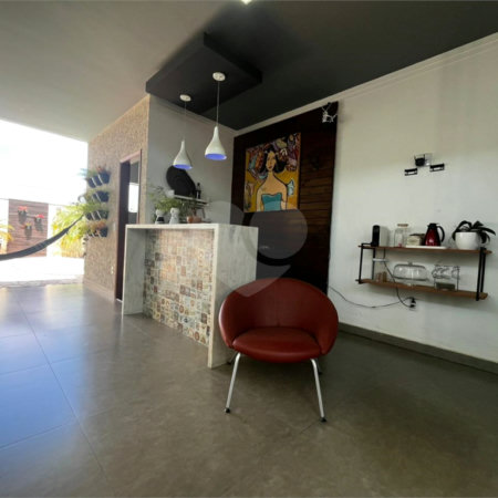 Casa à venda com 3 suítes no condomínio Portal dos Pinheiros, Itapetininga - SP