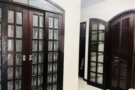 Casa à venda com 4 quartos, sendo 1 suíte, em Campo Grande, Rio de Janeiro, RJ