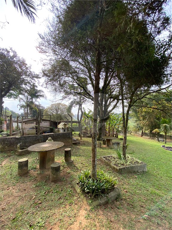 Chácara à venda com 3 quartos em Chácaras Ceres, Suzano, SP