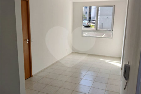 Apartamento à venda com 2 quartos em Jardim Santa Clara (vila Xavier), Araraquara, SP