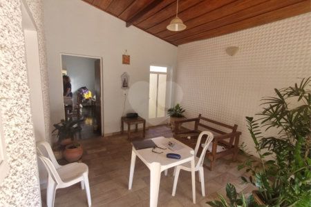 Casa à venda com 3 quartos no Centro, Vinhedo, SP