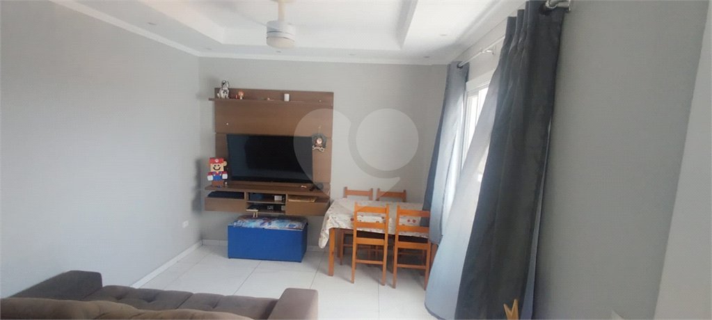 Apartamento à venda com 2 quartos em Maracanã, Praia Grande, SP
