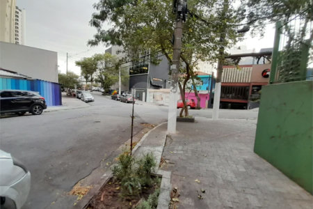 Sobrado à venda com 4 quartos, sendo 1 suíte, em Santana, São Paulo, SP