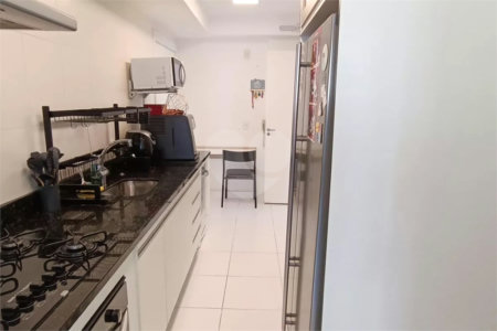 Apartamento à venda com 3 quartos, sendo 1 suíte,  em Jardim Vazani, São Paulo, SP