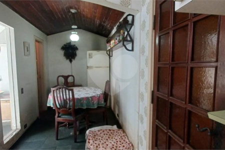 Sobrado à venda com 3 quartos, sendo 1 suíte, em Jardim Novo Mundo, São Paulo, SP