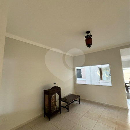 Casa à venda com 3 quartos, sendo 1 suíte, em Ipê, Três Lagoas, MS