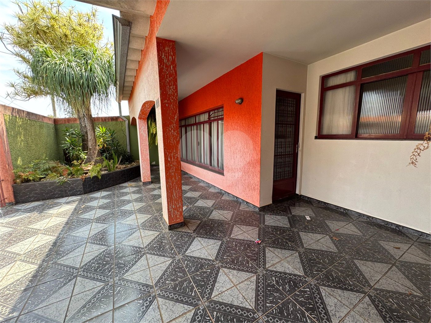 Casa à venda com 3 quartos, sendo 1 suíte, no Centro, Itapetininga, SP