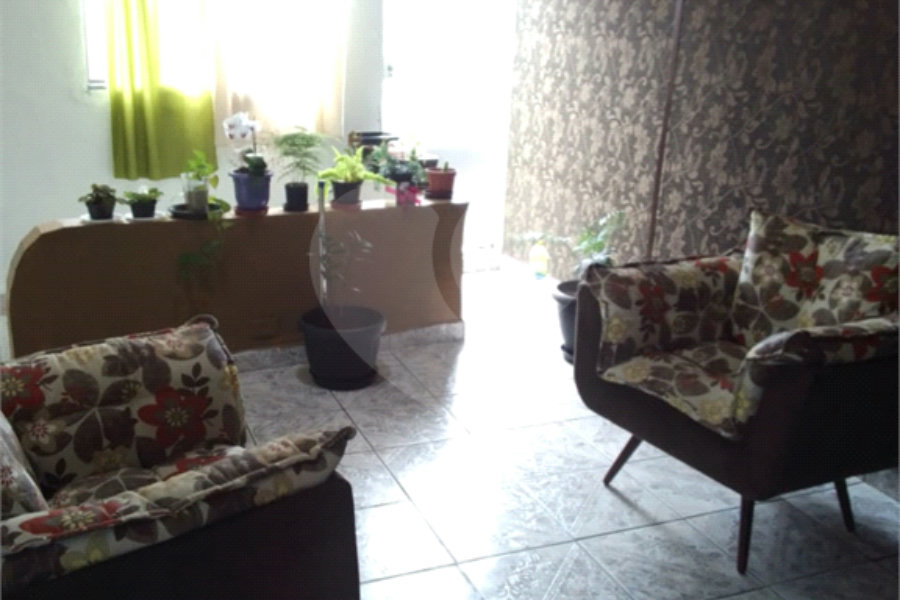 Sobrado à venda com 6 quartos em Horto, São Paulo, SP