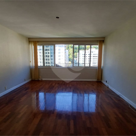 Apartamento à venda com 4 quartos, sendo 1 suíte, em Tijuca, Rio de Janeiro, RJ