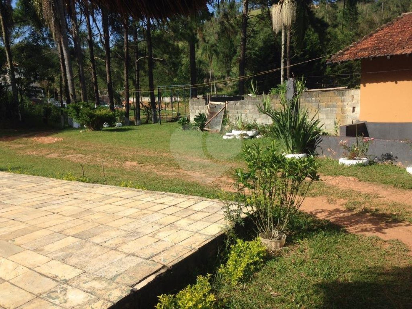 Casa à venda com 6 quartos, sendo 2 suítes,  em Roseira, Mairiporã, SP