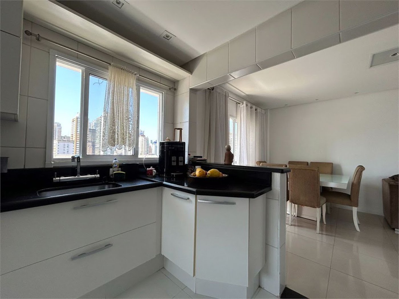 Apartamento com 3 dormitórios à venda, 110 m² por R$ 950.000,00 - Campo Grande - Santos/SP