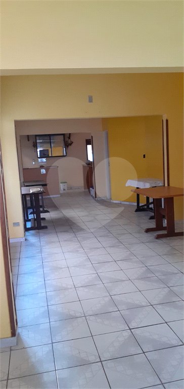 Casa à venda ou para alugar com 2 quartos, sendo 1 suíte,  no Centro, Mogi das Cruzes, SP