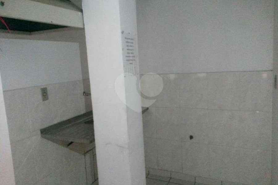 Sobrado à venda com 15 quartos, sendo 3 suítes, em Tucuruvi, São Paulo, SP
