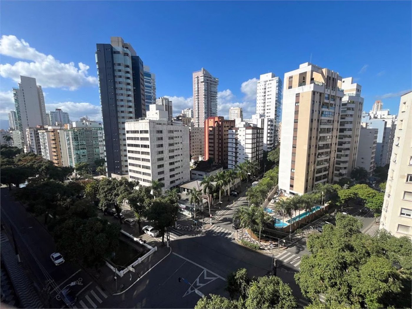 Apartamento Residencial à venda, Gonzaga, Santos - AP0199.