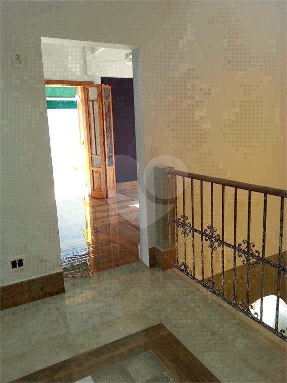 Casa à venda com 3 quartos, sendo 2 suítes, em Vila Mariana, São Paulo, SP