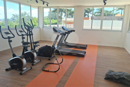 Apartamento à venda com 2 quartos, sendo 1 suíte, em Vila Moletta, Valinhos, SP