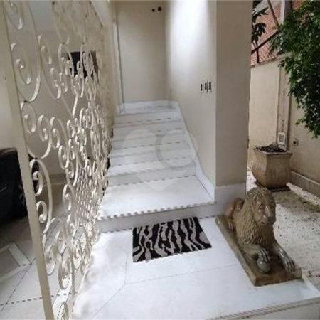 Casa à venda com 4 quartos, sendo 2 suítes,  em Pacaembu, São Paulo, SP