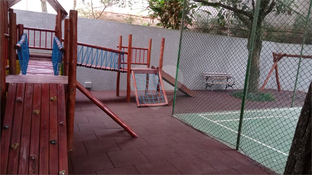 Apartamento à venda com 3 quartos, sendo 1 suíte,  em Vila Mariana, São Paulo, SP