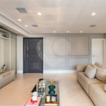 Apartamento à Venda - Santa Cecília, 3 Quartos, 160m2 Este espaçoso apartamento de 162 m² oferece uma combinação perfeita de conforto e localização privilegiada!!