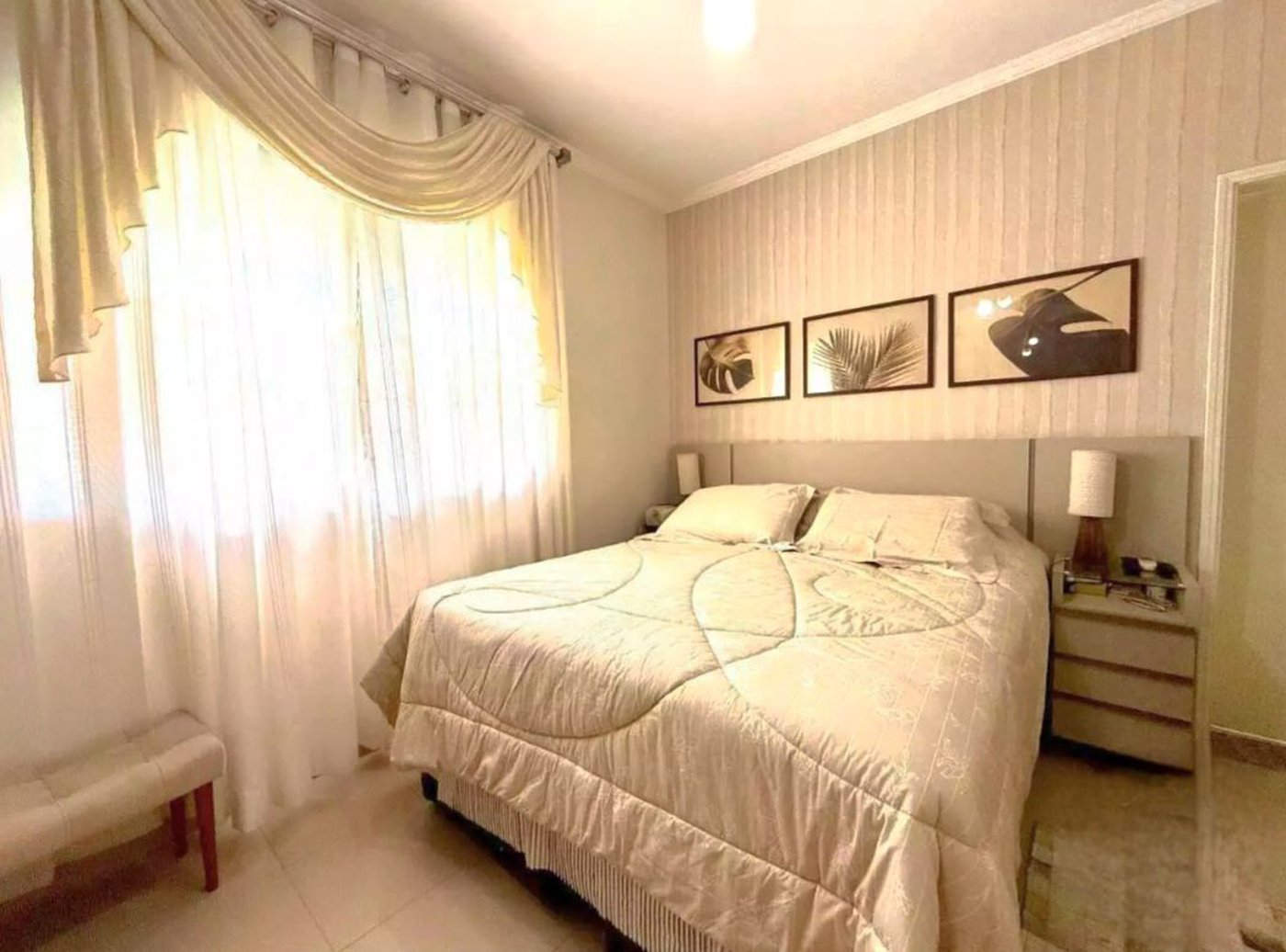 Casa com 3 dormitórios à venda, 159 m² por R$ 1.380.000,00 - Embaré - Santos/SP