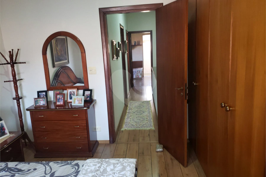 Sobrado à venda com 3 quartos, sendo 1 suíte,  em Vila Guilherme, São Paulo, SP