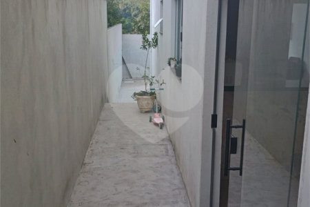 Casa à venda com 2 quartos, sendo 1 suíte, em Jardim Casa Branca, Suzano, SP