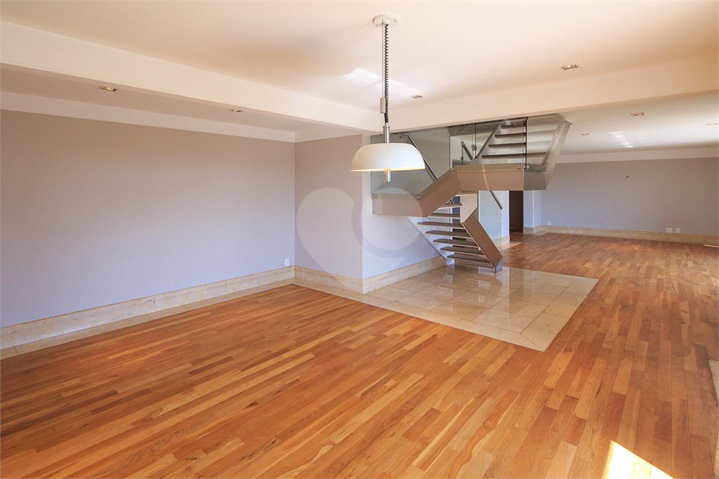 Duplex à venda ou para alugar com 5 suítes em Alto da Boa Vista, São Paulo, SP