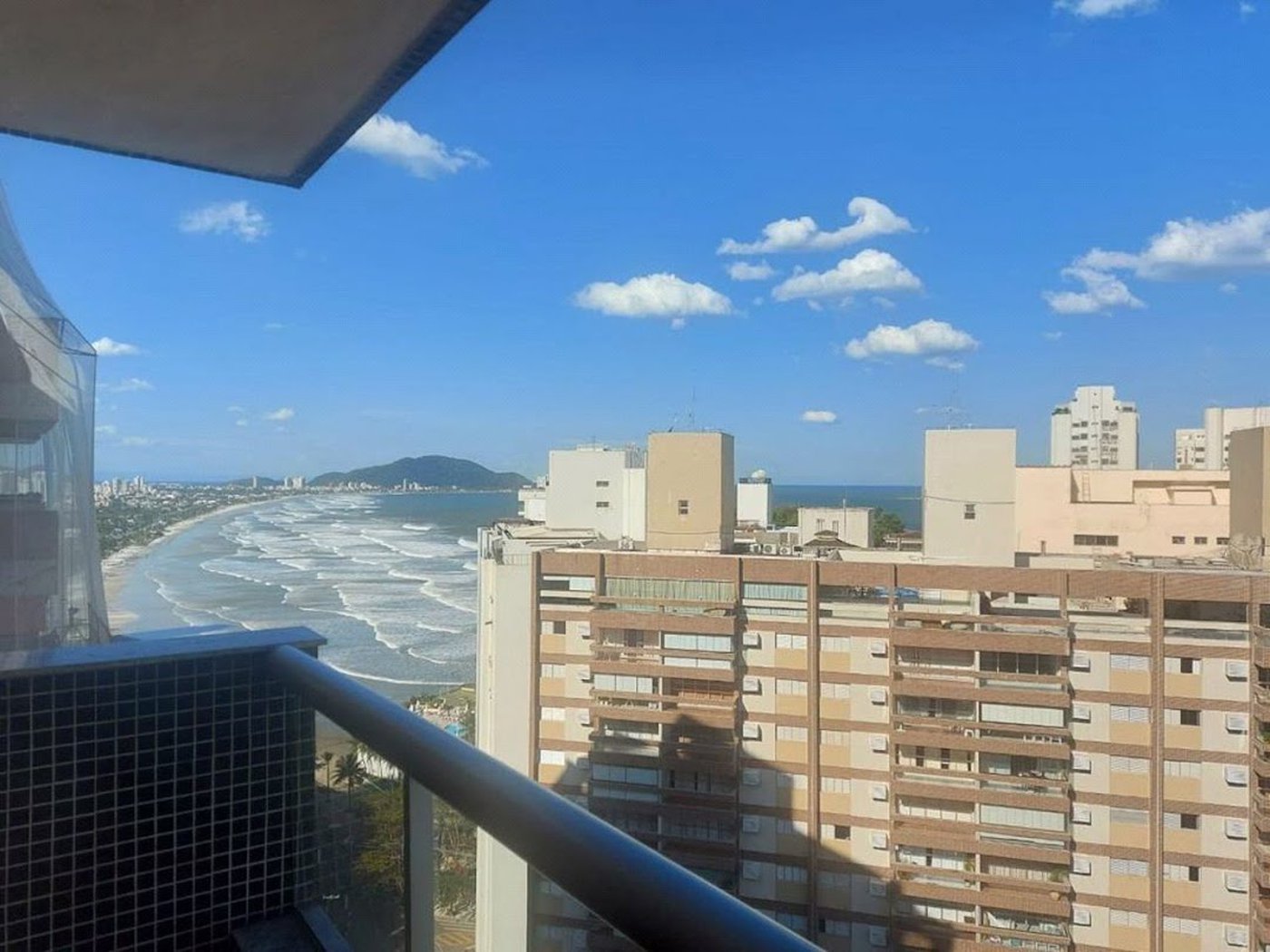 Apartamento Residencial à venda, Pitangueiras, Guarujá - AP1677.