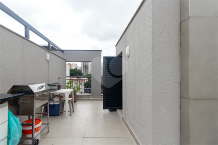 Casa à venda com 2 quartos, sendo 1 suíte, no condomínio Vloft, São Paulo - SP