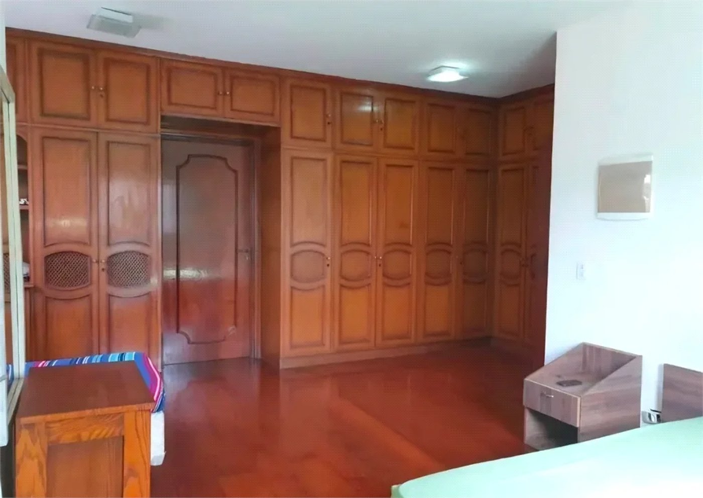 Casa à venda com 4 suítes em Jardim Bonfiglioli, São Paulo, SP