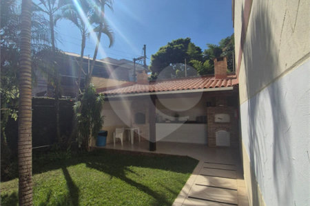 Casa à venda com 3 quartos, sendo 1 suíte, no condomínio Mariana, São Paulo - SP