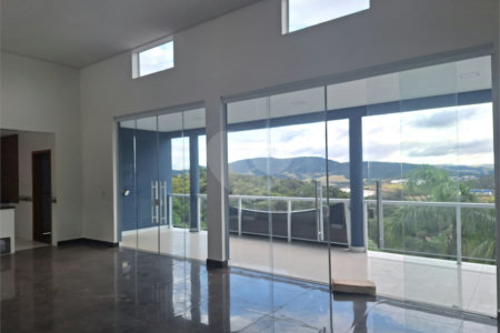 Casa em condomínio à venda com 3 suítes no Centro, Bom Jesus dos Perdões, SP
