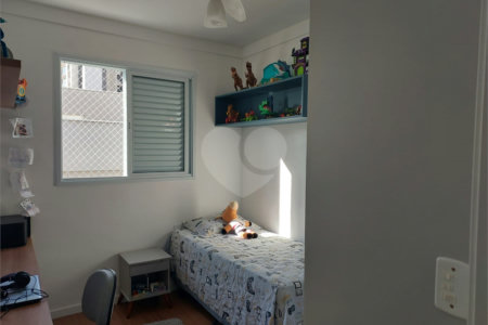 Casa à venda com 3 quartos, sendo 1 suíte, no condomínio Tirreno, Sorocaba - SP