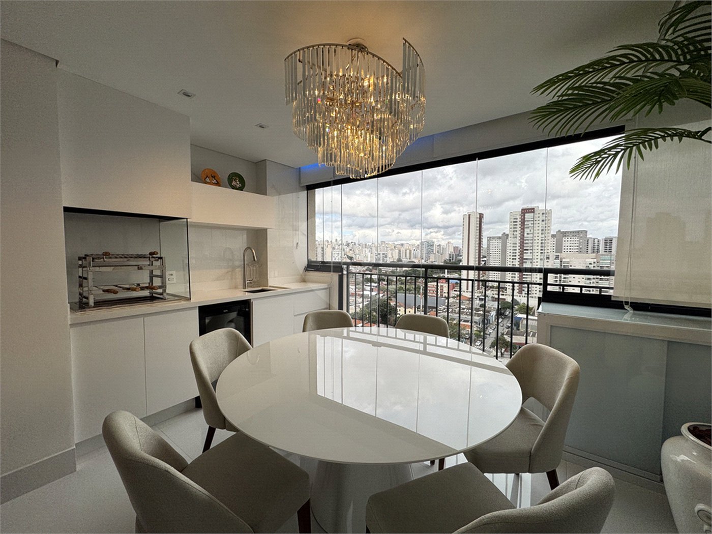 Apartamento à venda com 2 quartos, sendo 1 suíte, em Barra Funda, São Paulo, SP