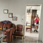 Casa com 150m² , 1 dormitório , 1 vaga de garagem , precisando de reforma , `venda na Penha.