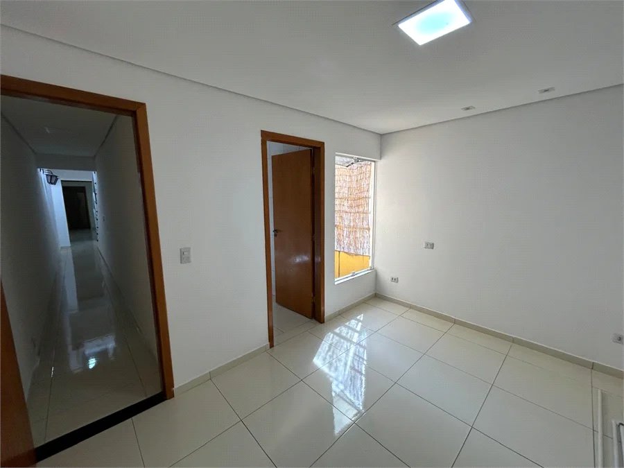 Casa de Vila para alugar com 4 suítes em Vila Romana, São Paulo, SP