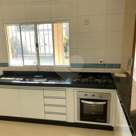 Sobrado para alugar com 4 quartos em Campos de Atibaia, Atibaia, SP