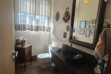 Casa à venda com 3 suítes no condomínio Campo de Toscana, Vinhedo - SP