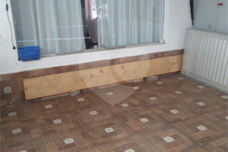 Casa à venda com 4 quartos, sendo 1 suíte, em Vila Pirajussara, São Paulo, SP