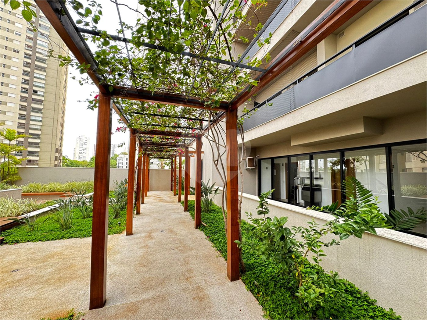 Apartamento à venda com 3 suítes em Bosque das Juritis, Ribeirão Preto, SP