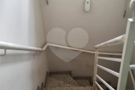Sobrado à venda com 4 quartos, sendo 1 suíte, em Jardim Monte Kemel, São Paulo, SP