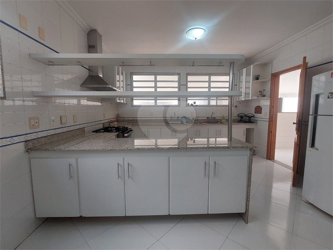 Casa à venda com 3 suítes no condomínio Rio Mar..., Rio de Janeiro - RJ