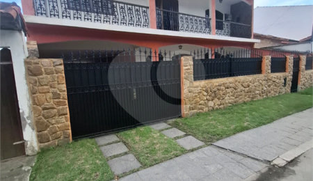 Casa à venda com 3 quartos, sendo 1 suíte,  em Campo Grande, Rio de Janeiro, RJ