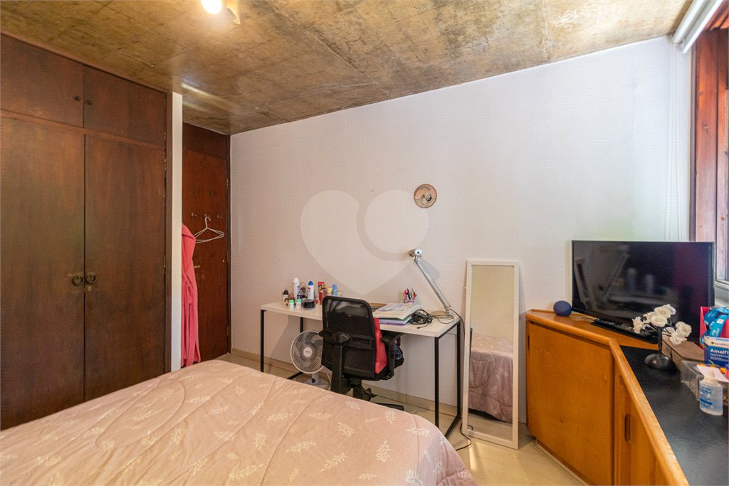 Casa de Vila à venda com 3 quartos, sendo 1 suíte, em Chácara Monte Alegre, São Paulo, SP