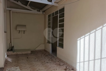 Casa à venda com 4 quartos em Vila Hamburguesa, São Paulo, SP
